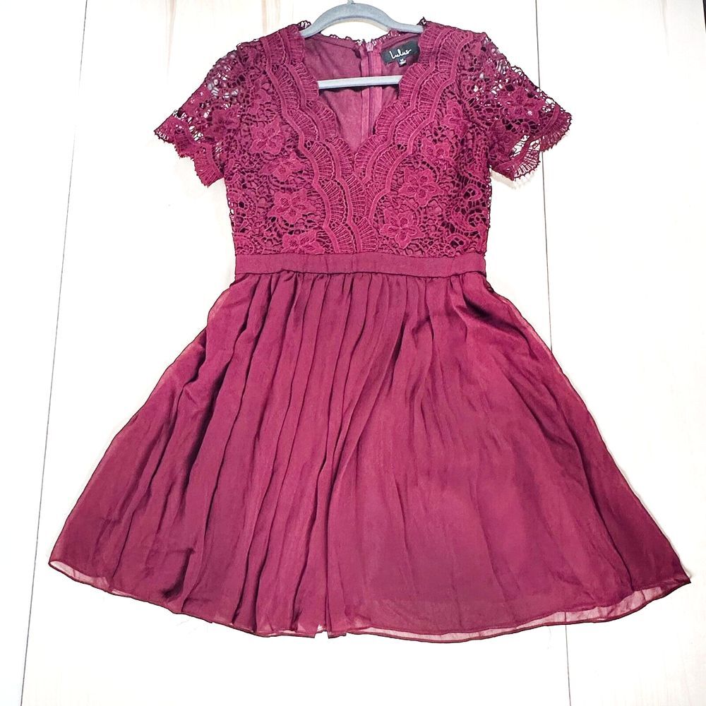 Lulu's Women's Fit & Flare Mini Lace Dress Size‎ M Wine Maroon